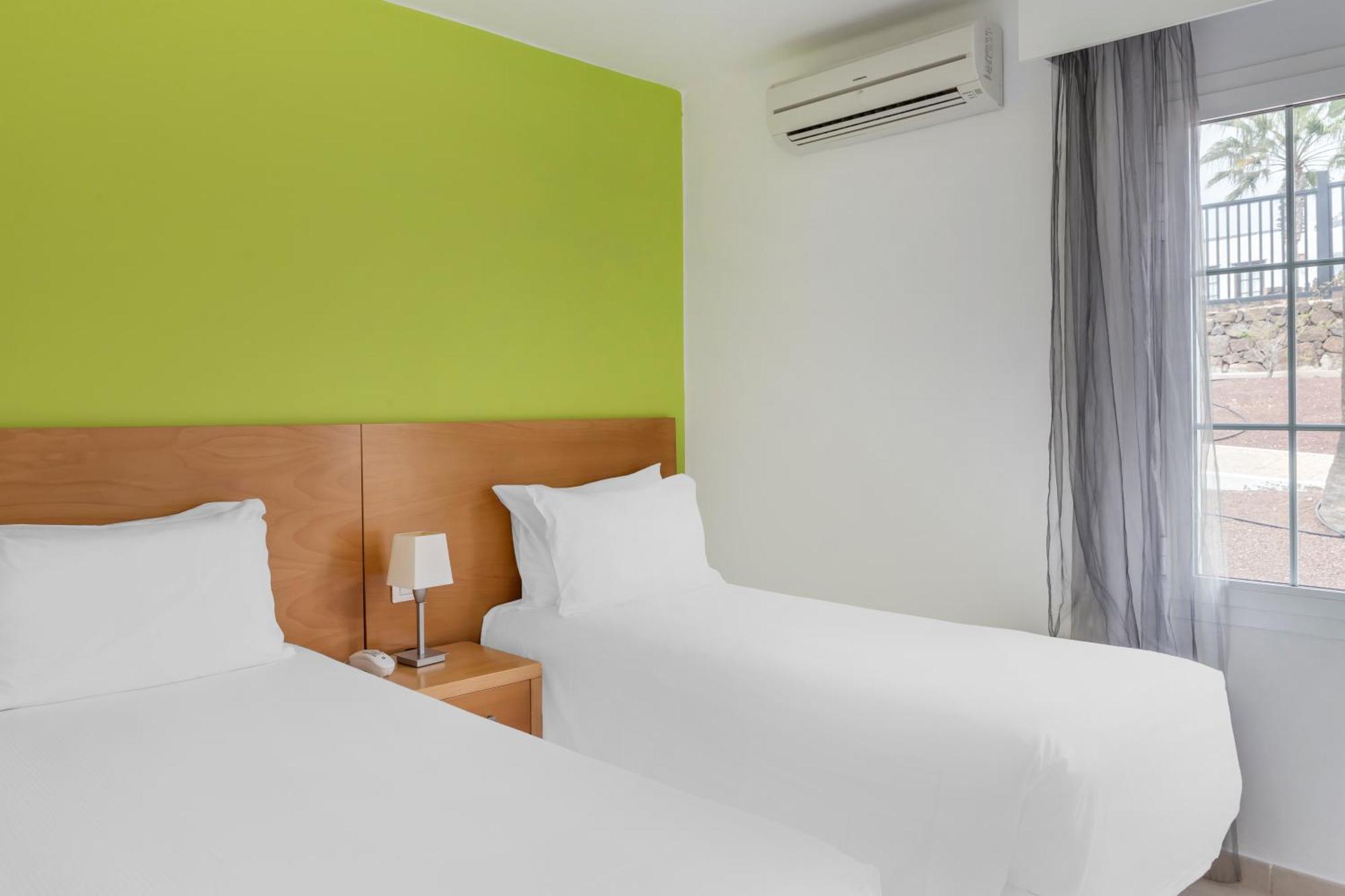 Jardines Del Sol Aparthotel Playa Blanca  Kültér fotó
