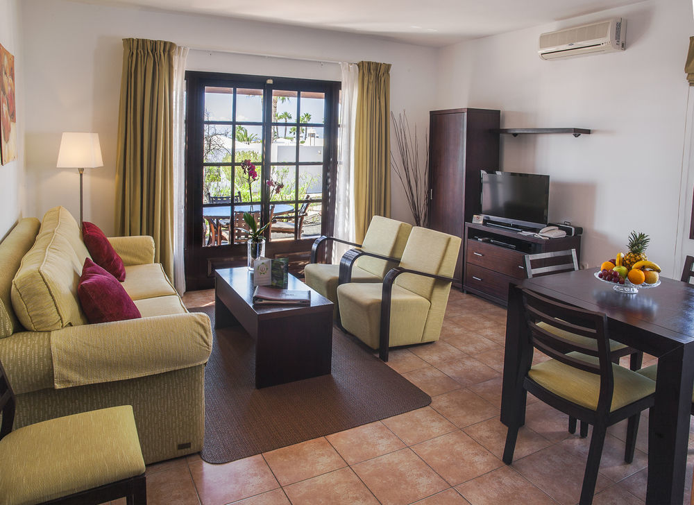 Jardines Del Sol Aparthotel Playa Blanca  Kültér fotó