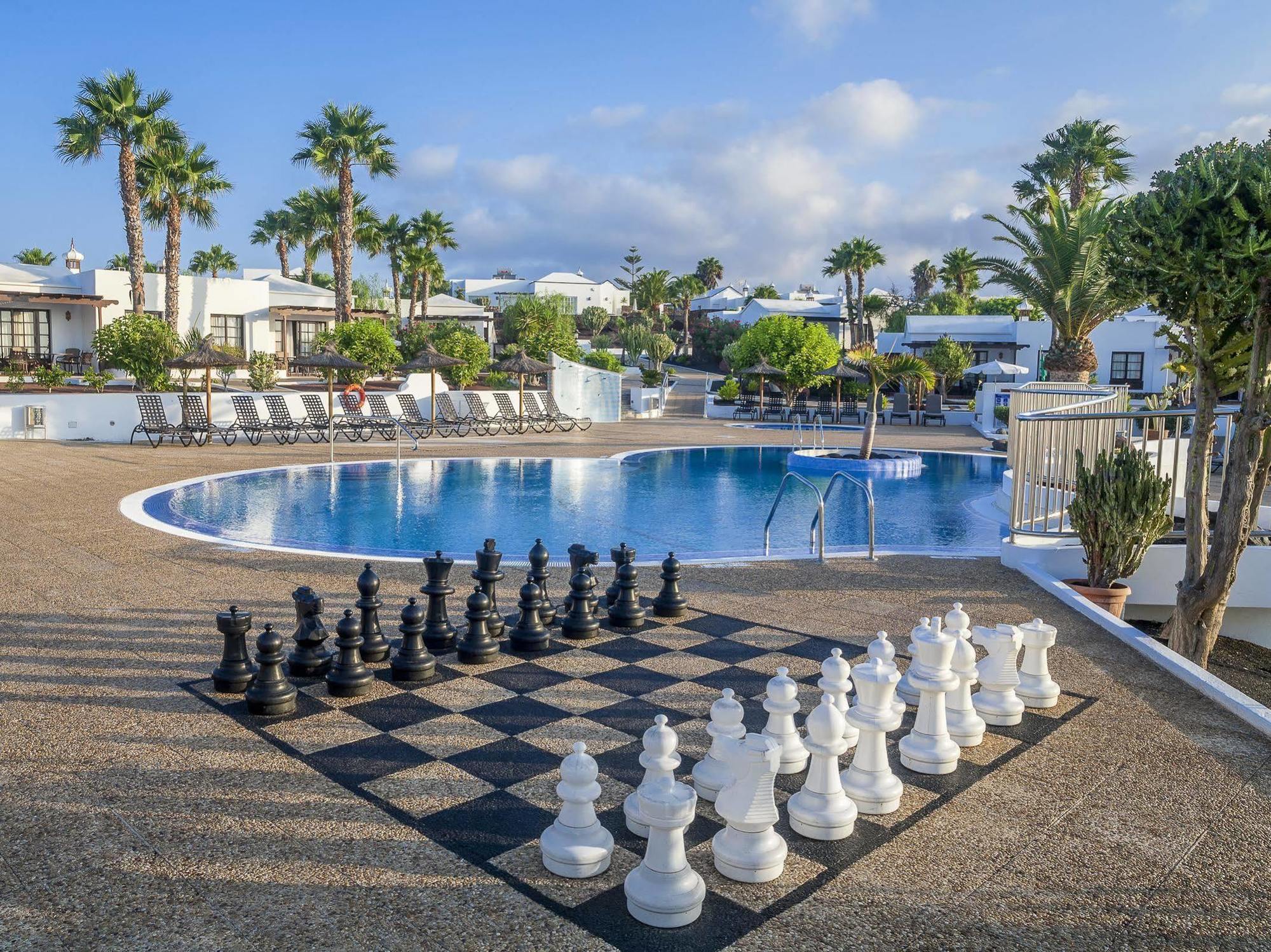 Jardines Del Sol Aparthotel Playa Blanca  Kültér fotó
